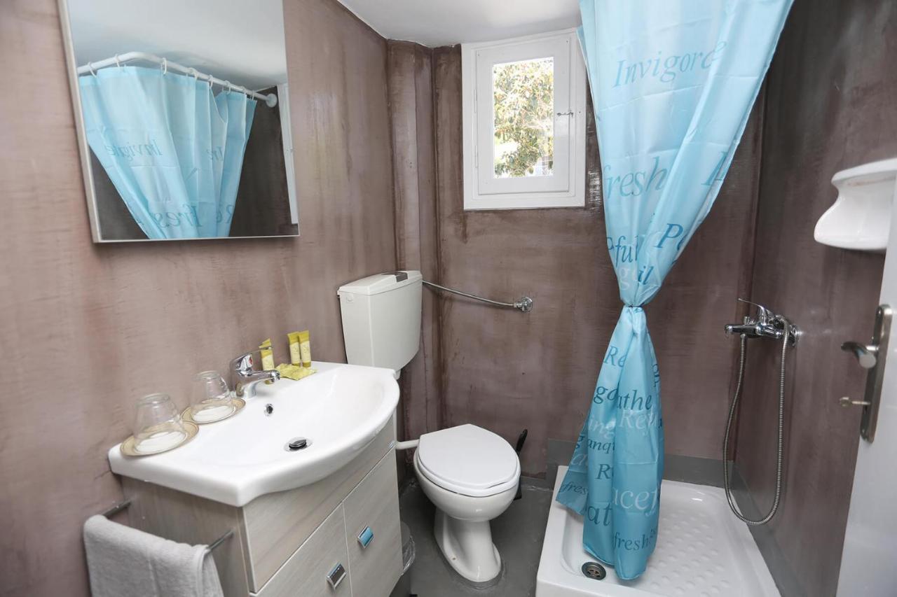 Merida Apartments Мола-Калива Экстерьер фото