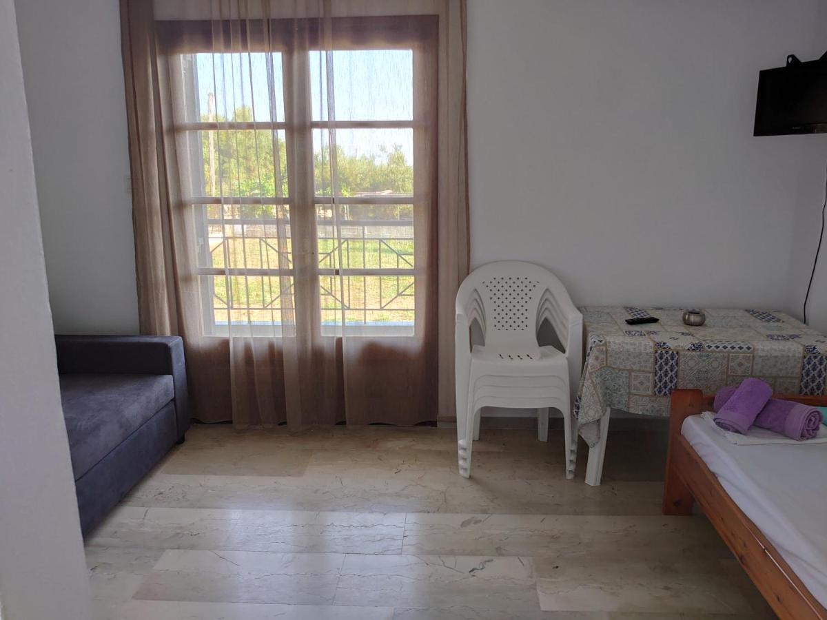 Merida Apartments Мола-Калива Экстерьер фото