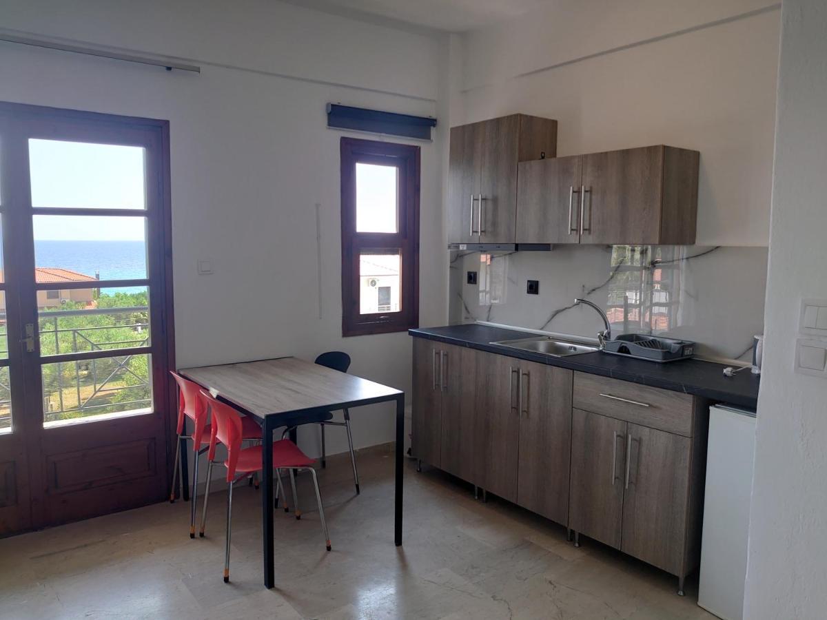 Merida Apartments Мола-Калива Экстерьер фото